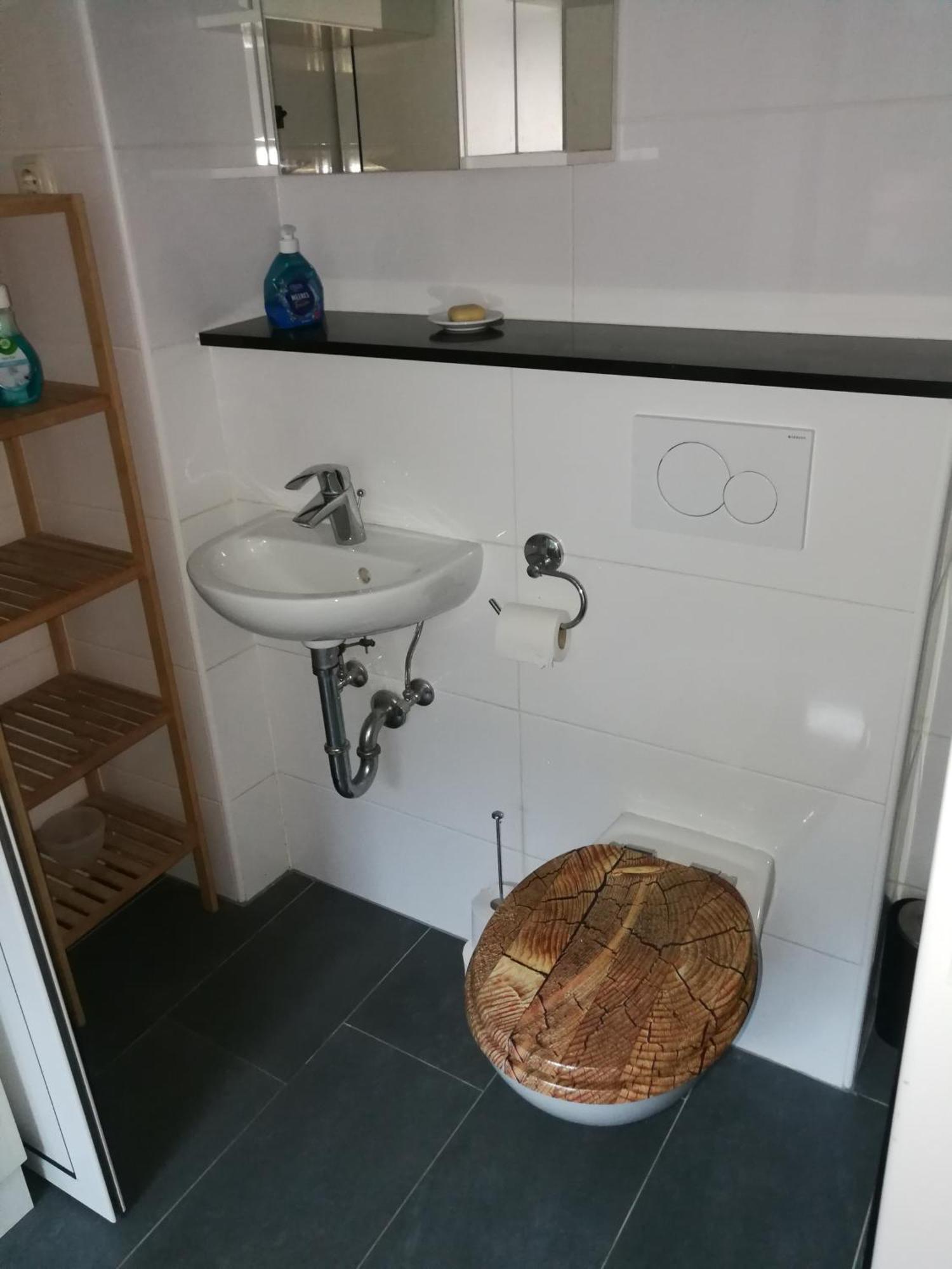 Wohlfuehloase - Zimmer, Appartment - Im Herzen Starnbergs 部屋 写真