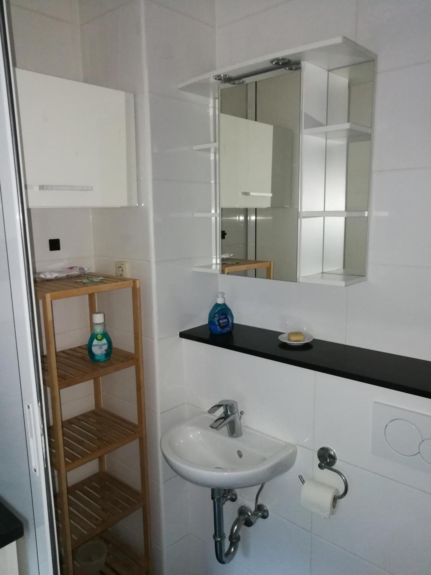 Wohlfuehloase - Zimmer, Appartment - Im Herzen Starnbergs 部屋 写真